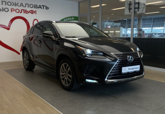 Подержанный автомобиль Lexus NX 2018 года (3 фото)