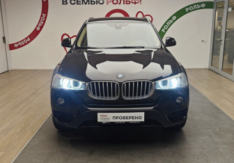 Подержанный автомобиль BMW X3 2020 года (2 фото)