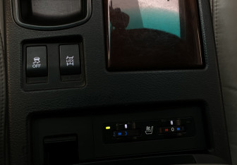 Подержанный автомобиль Lexus RX 2009 года (20 фото)