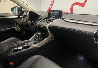 Подержанный автомобиль Lexus NX 2018 года (7 фото)