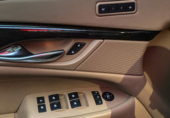 Подержанный автомобиль Cadillac Escalade Suv 2020 года (25 фото)