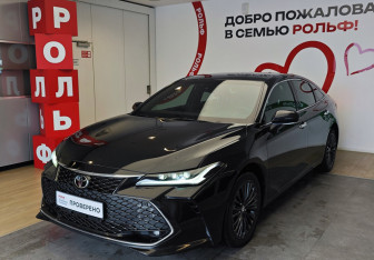 Подержанный автомобиль Toyota Avalon 2022 года (1 фото)
