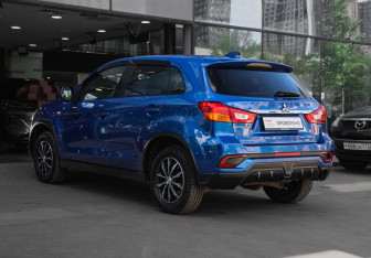 Подержанный автомобиль Mitsubishi ASX 2018 года (6 фото)