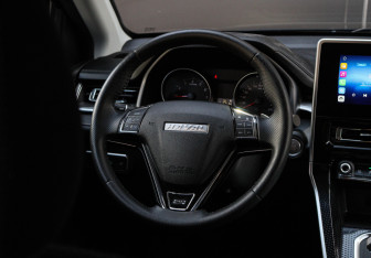 Подержанный автомобиль Haval M6 2023 года (10 фото)