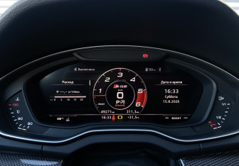 Подержанный автомобиль Audi SQ5 2020 года (29 фото)