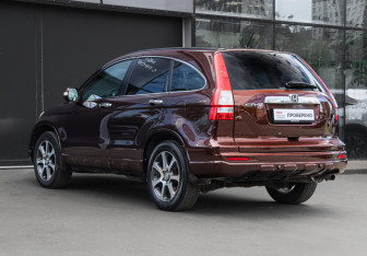 Подержанный автомобиль Honda CR-V 2012 года (6 фото)