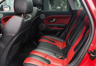 Подержанный автомобиль Land Rover Range Rover Evoque 2014 года (8 фото)