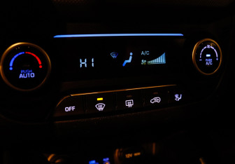 Подержанный автомобиль Hyundai Creta 2019 года (10 фото)