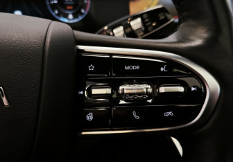 Подержанный автомобиль Omoda C5 2024 года (13 фото)