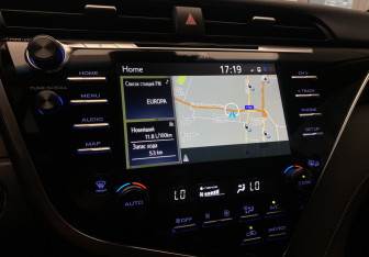 Подержанный автомобиль Toyota Camry Sedan 2019 года (23 фото)
