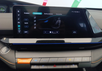 Подержанный автомобиль Changan UNI-V 2024 года (17 фото)