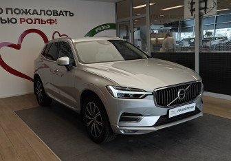 Подержанный автомобиль Volvo XC60 2018 года (3 фото)