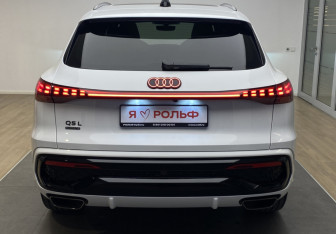 Новый Audi Q5 2025 (5 фото)