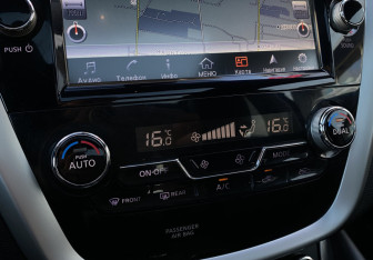 Подержанный автомобиль Nissan Murano Suv 2018 года (20 фото)