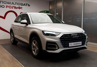 Подержанный автомобиль Audi Q5 2021 года (3 фото)