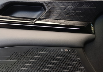 Подержанный автомобиль Changan UNI-V 2024 года (24 фото)