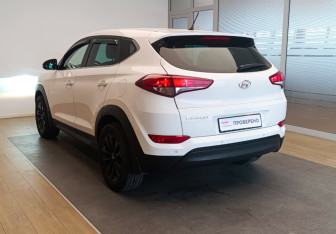 Подержанный автомобиль Hyundai Tucson 2016 года (6 фото)