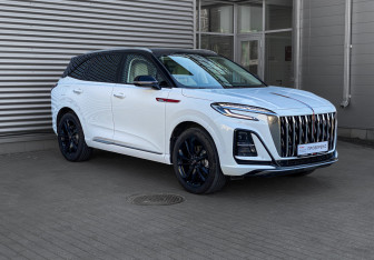 Подержанный автомобиль Hongqi HS3 2024 года (3 фото)