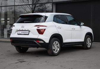 Подержанный автомобиль Hyundai Creta 2021 года (4 фото)