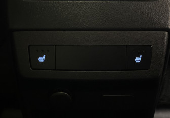 Подержанный автомобиль Lexus RX 2015 года (9 фото)