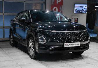 Подержанный автомобиль Omoda C5 2023 года (3 фото)