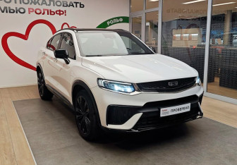 Подержанный автомобиль Geely Tugella 2023 года (3 фото)