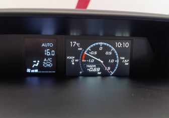 Подержанный автомобиль Subaru WRX 2014 года (21 фото)