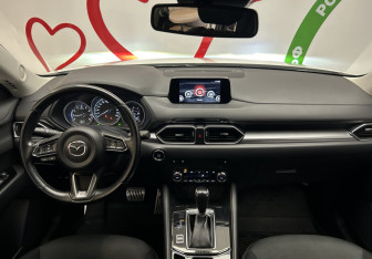 Подержанный автомобиль Mazda CX-5 2018 года (9 фото)