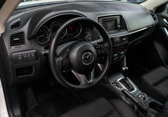 Подержанный автомобиль Mazda CX-5 2014 года (10 фото)