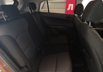 Подержанный автомобиль Hyundai Creta 2020 года (9 фото)