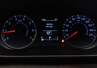 Подержанный автомобиль Renault Arkana 2020 года (13 фото)