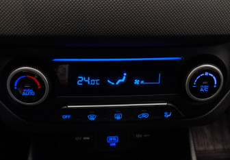 Подержанный автомобиль Hyundai Creta 2020 года (16 фото)