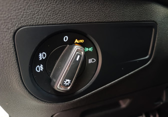 Подержанный автомобиль Volkswagen Tiguan 2020 года (13 фото)