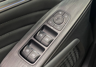 Подержанный автомобиль Haval F7 2025 года (14 фото)