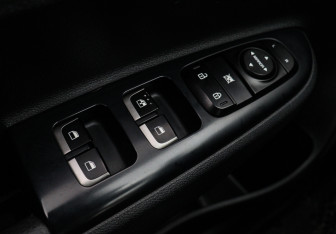 Подержанный автомобиль Kia Rio Sedan 2019 года (20 фото)