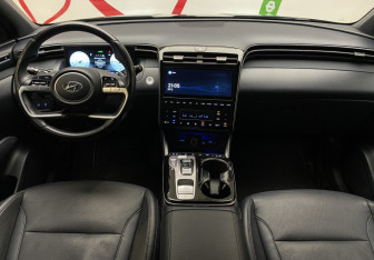 Подержанный автомобиль Hyundai Tucson 2021 года (12 фото)