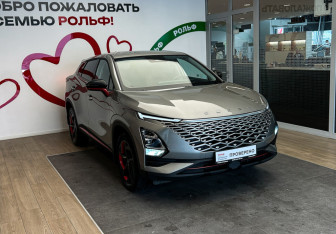 Подержанный автомобиль Omoda C5 2023 года (3 фото)