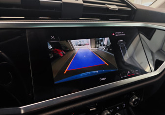 Подержанный автомобиль Audi Q3 2020 года (14 фото)