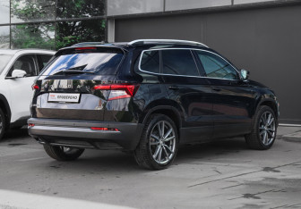Подержанный автомобиль Skoda Karoq 2020 года (4 фото)