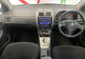 Подержанный автомобиль Toyota Corolla Wagon 2007 года (9 фото)