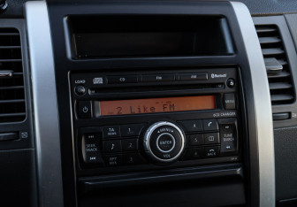 Подержанный автомобиль Nissan X-Trail 2008 года (17 фото)