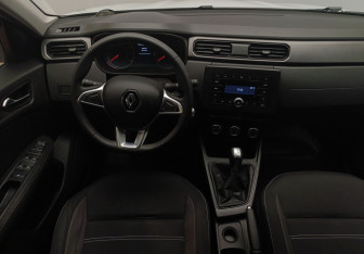 Подержанный автомобиль Renault Arkana 2020 года (15 фото)