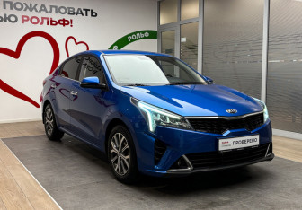 Подержанный автомобиль Kia Rio Sedan 2021 года (3 фото)