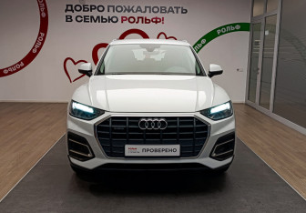 Подержанный автомобиль Audi Q5 2021 года (2 фото)
