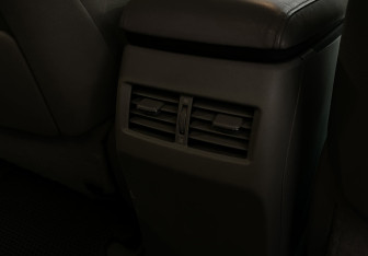 Подержанный автомобиль Lexus RX 2009 года (9 фото)