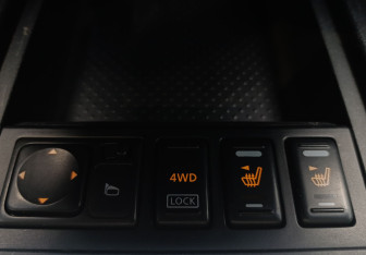 Подержанный автомобиль Nissan Murano Suv 2006 года (21 фото)