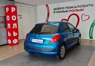 Подержанный автомобиль Peugeot 207 Hatchback 2007 года (4 фото)