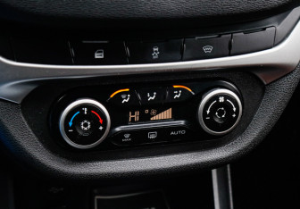 Подержанный автомобиль LADA (ВАЗ) Vesta Wagon 2018 года (16 фото)