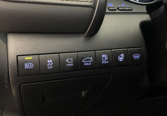 Подержанный автомобиль Toyota Camry Sedan 2020 года (18 фото)