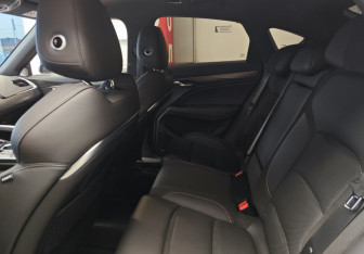 Подержанный автомобиль Geely Tugella 2024 года (17 фото)